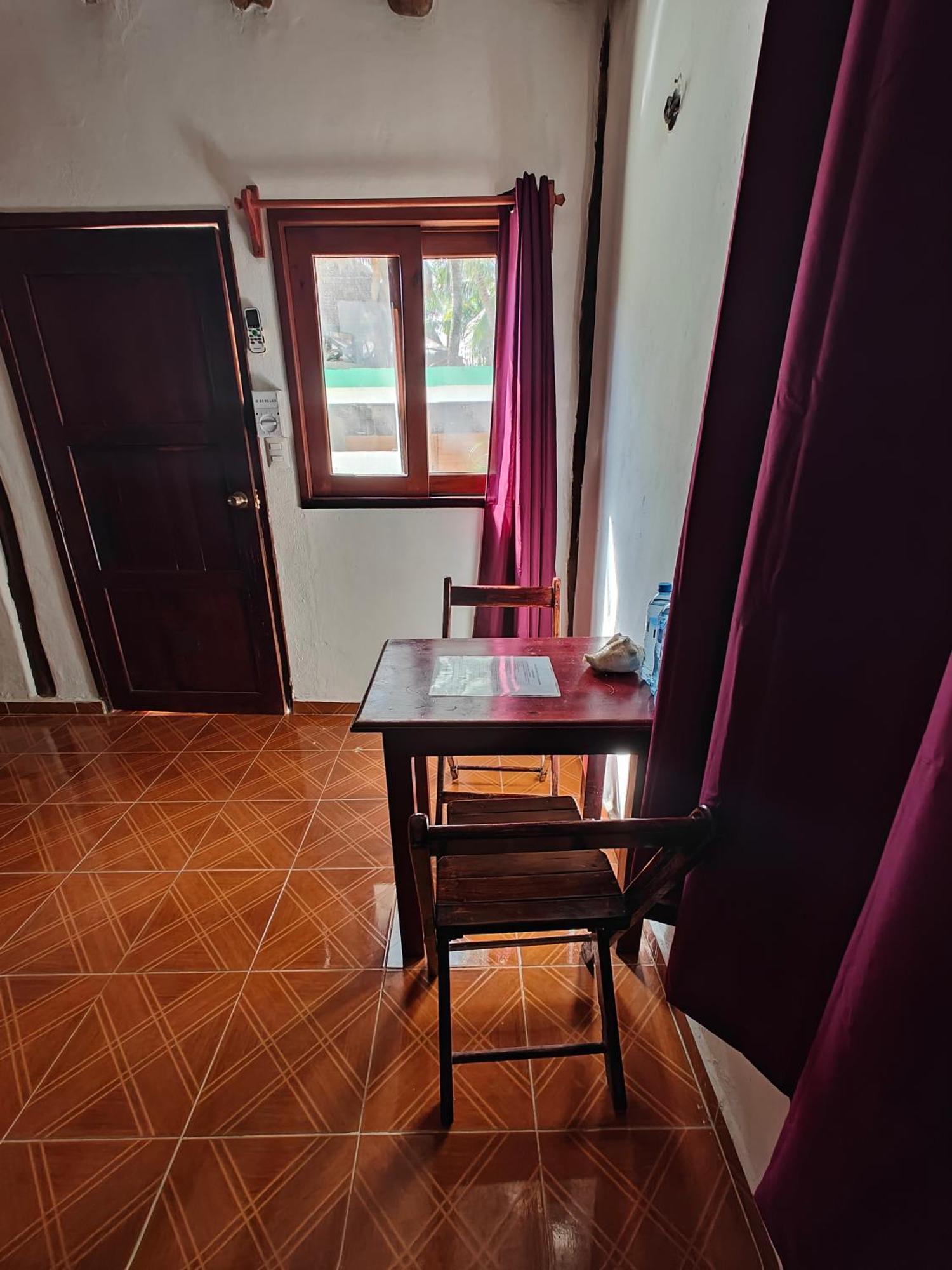 הולבוקס איילנד Casa Victor Avila מראה חיצוני תמונה